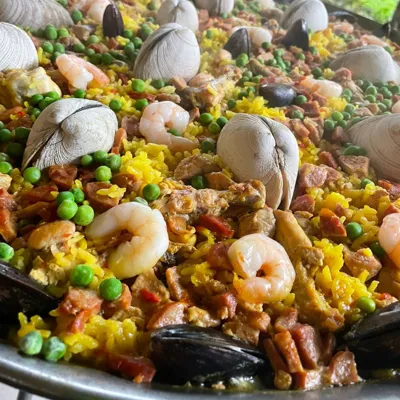Olé Paellas y picoteos